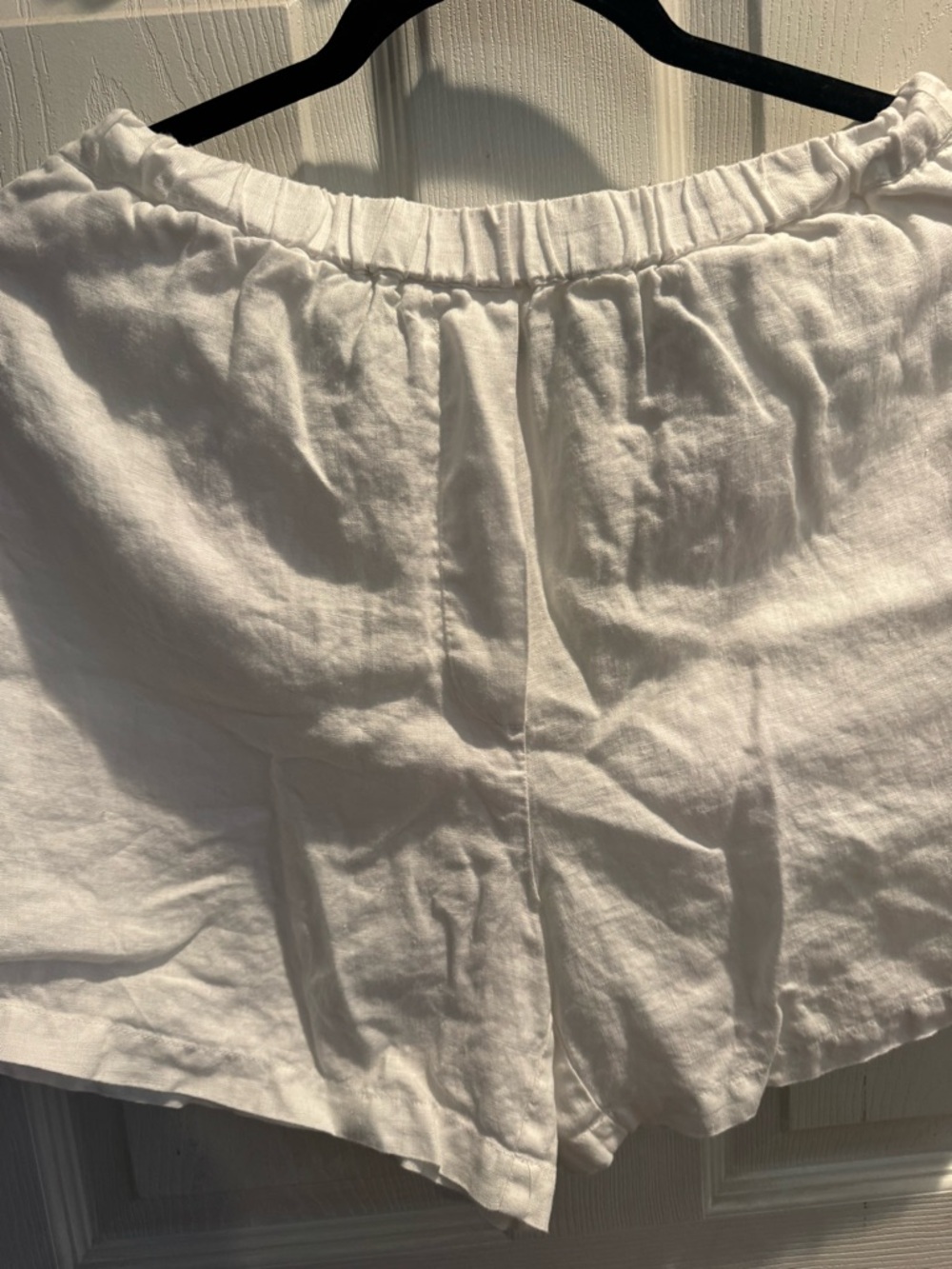 Wilfred White High-Waist Elastic Linen Shorts